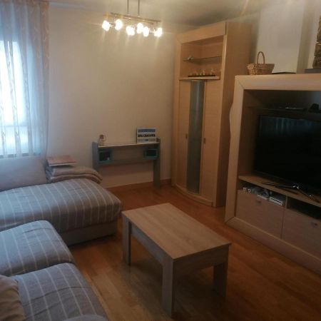 Apartamento Praga Vitoria-Gasteiz Ngoại thất bức ảnh