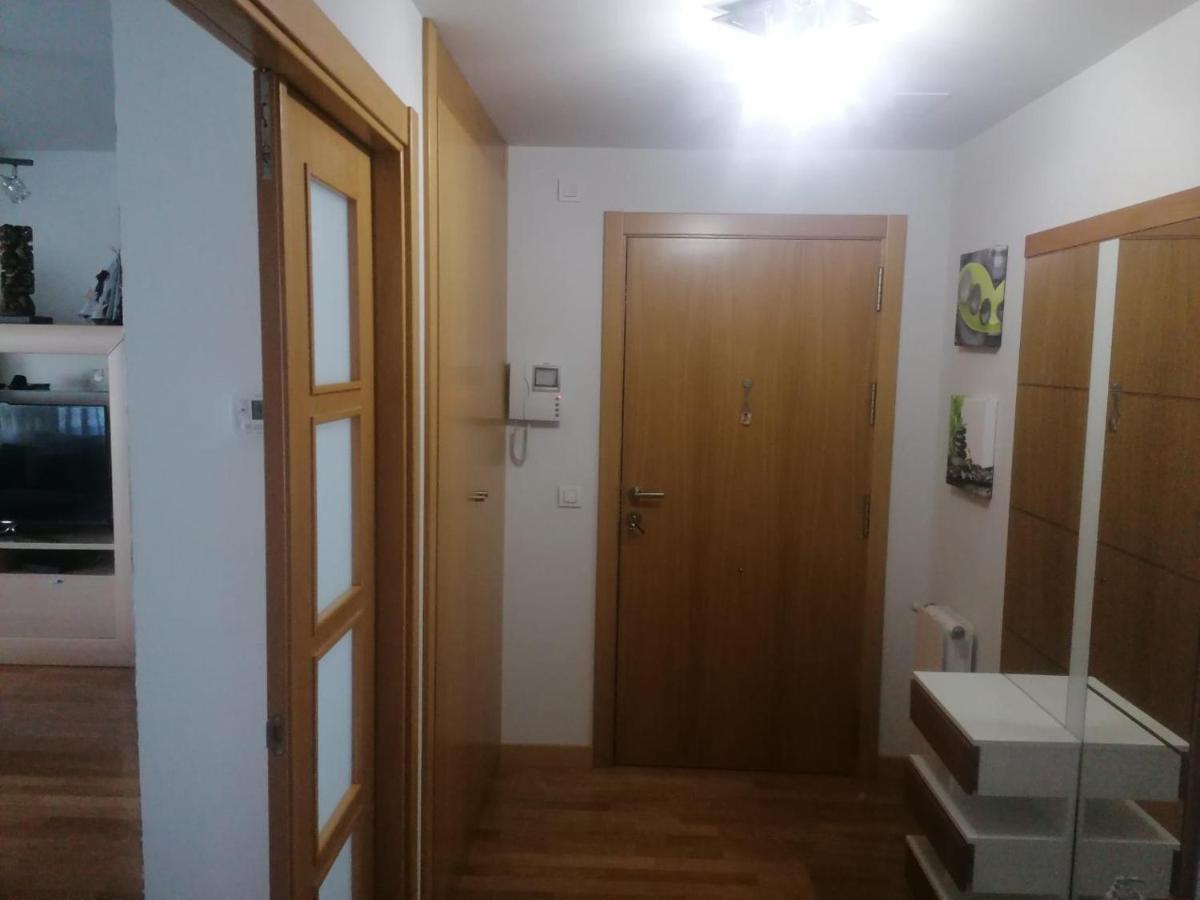 Apartamento Praga Vitoria-Gasteiz Ngoại thất bức ảnh