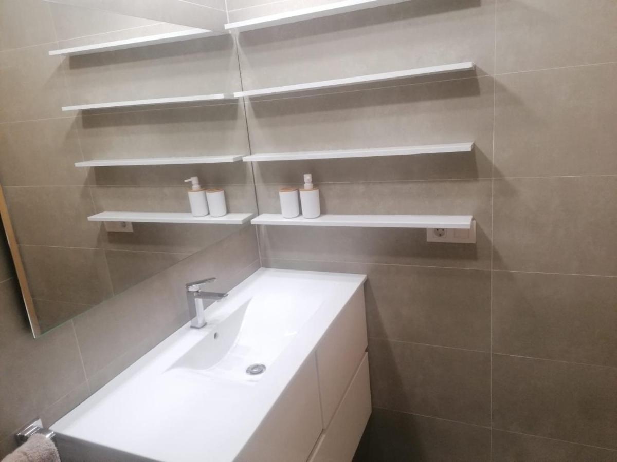 Apartamento Praga Vitoria-Gasteiz Ngoại thất bức ảnh